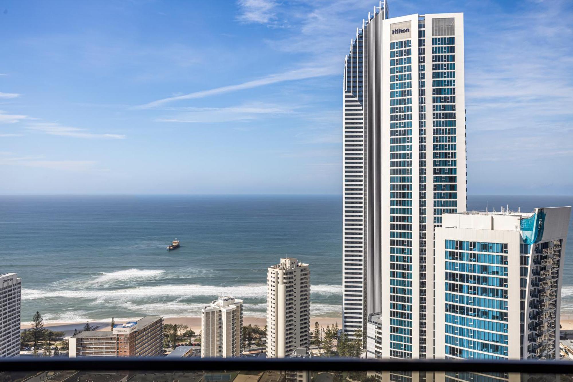 Circle On Cavill Apartment Gold Coast Exterior foto