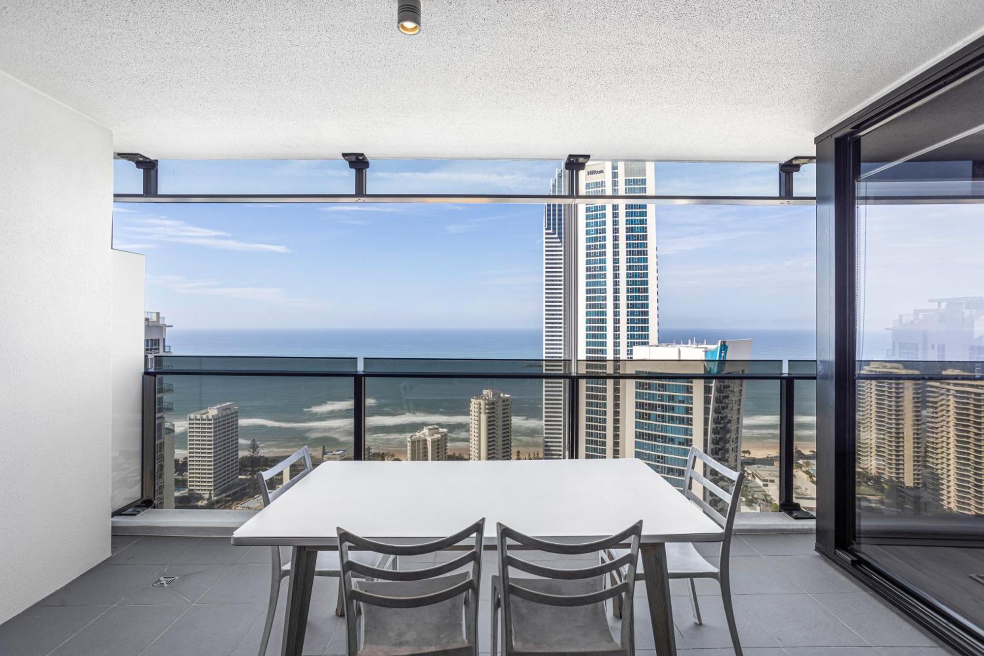 Circle On Cavill Apartment Gold Coast Exterior foto